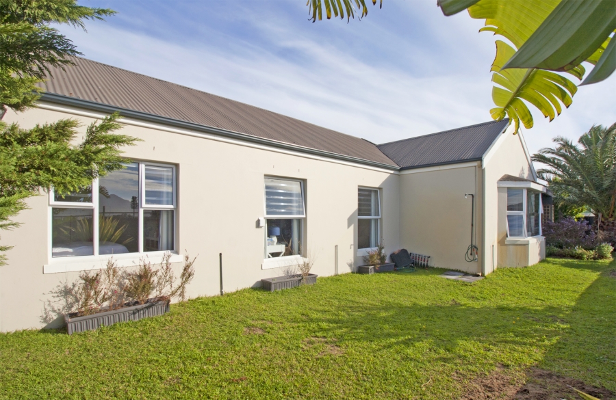 3 Bedroom Property for Sale in Capri Western Cape